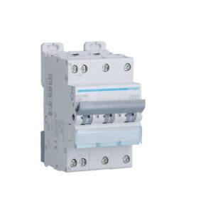 NGT820 Hager - Disjoncteur courbe D - 20A - 3P+N - 6-10kA - 3 modules - NGT - Bornes décalées à vis