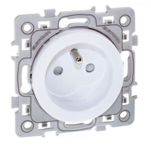 60259 EUR'OHM SQUARE Prise de courant 2P+T blanc à griffes